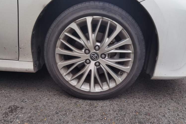 Used Toyota Camry 2019 2.5G Luxury Edition China V Standard Right Front Wheel Hub