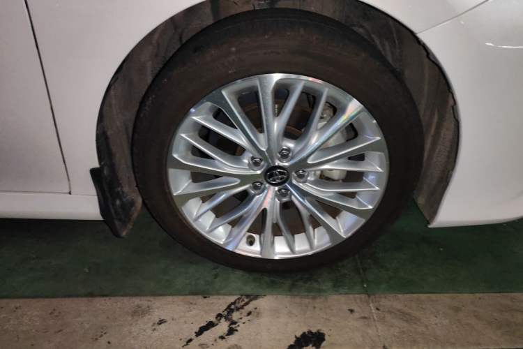 Used Toyota Camry 2019 2.5G Luxury Edition China VI Standard Right Front Wheel Hub