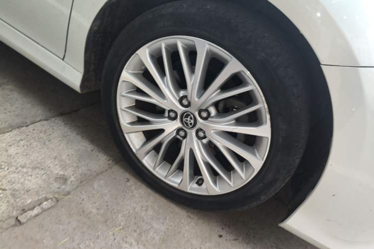 Used Toyota Camry 2019 2.5G Luxury Edition China VI Standard Right Front Wheel Hub