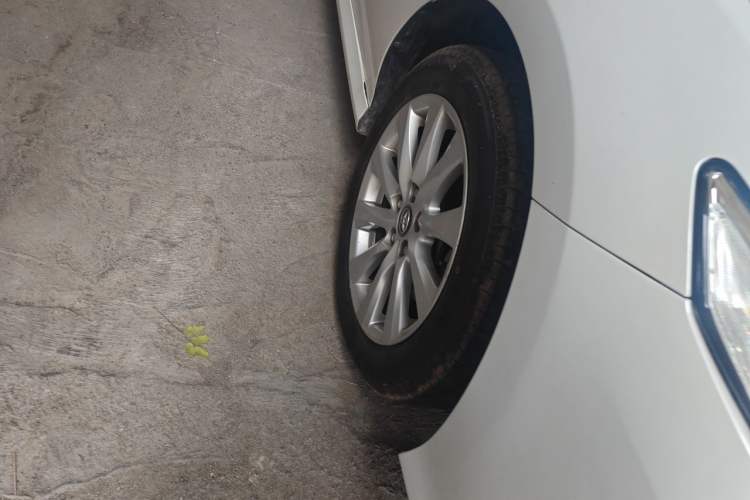 Used Toyota Camry 2019 2.0G Luxury Edition China V Standard Right Front Wheel Hub