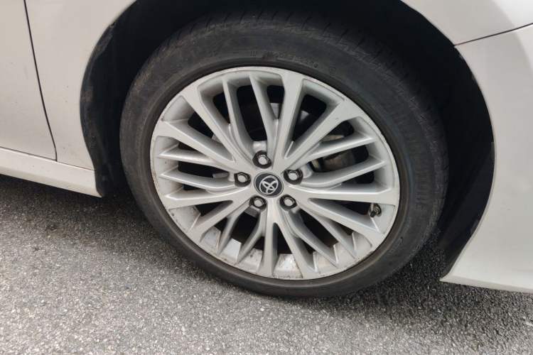 Used Toyota Camry 2019 Revised Version 2.5G Luxury Edition Right Front Wheel Hub