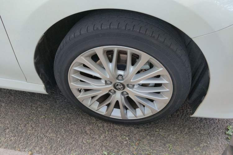 Used Toyota Camry 2019 Revised Version 2.5G Luxury Edition Right Front Wheel Hub
