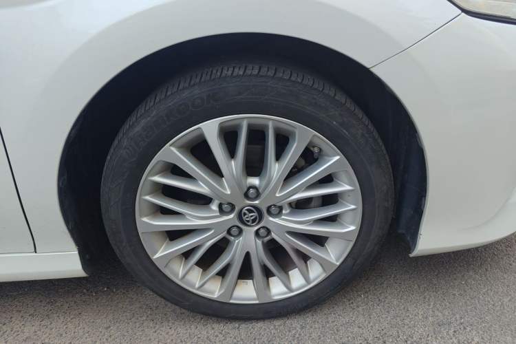 Used Toyota Camry 2019 Revised Version 2.5G Luxury Edition Right Front Wheel Hub