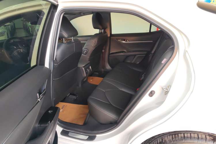 Used Toyota Camry 2019 Revised Version 2.0G Luxury Edition Right Rear Seat