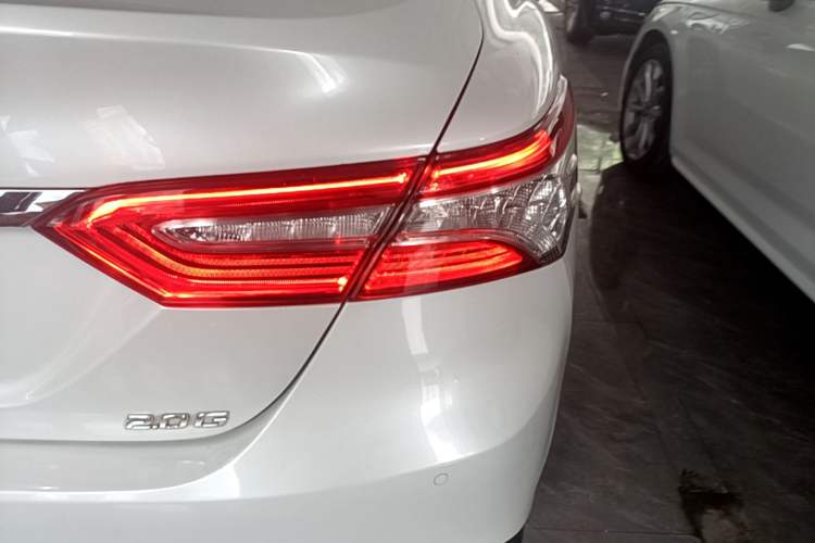 Used Toyota Camry 2019 Revised Version 2.0G Luxury Edition Right Rear Taillight