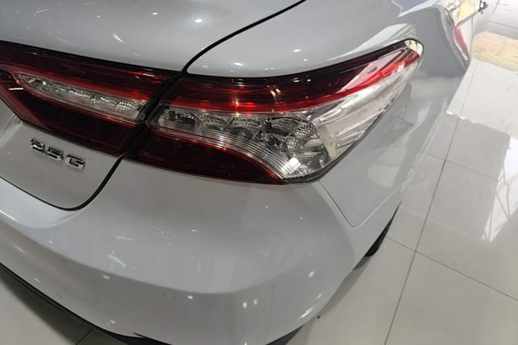 Used Toyota Camry 2019 2.5G Luxury Edition China VI Standard Right Rear Taillight