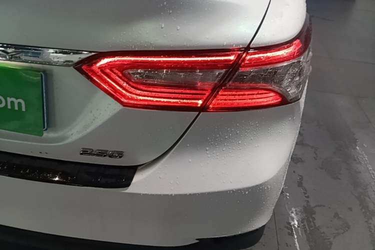 Used Toyota Camry 2019 2.5G Luxury Edition China V Standard Right Rear Taillight