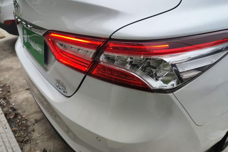 Used Toyota Camry 2019 Revised Version 2.0G Luxury Edition Right Rear Taillight