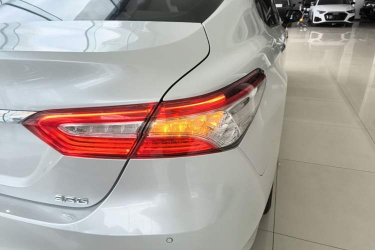 Used Toyota Camry 2019 Revised Version 2.5G Luxury Edition Right Rear Taillight