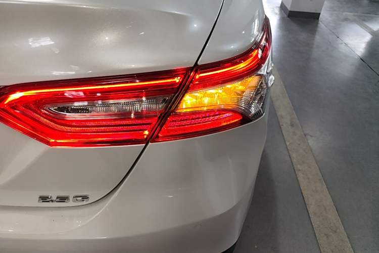 Used Toyota Camry 2019 2.5G Luxury Edition China VI Standard Right Rear Taillight
