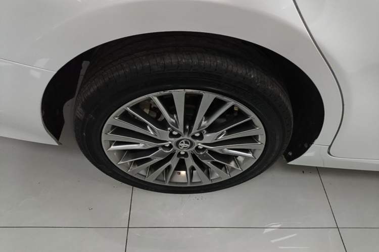 Used Toyota Camry 2019 Revised Version Dual-Engine 2.5 HG Luxury Edition Right Rear Wheel Hub
