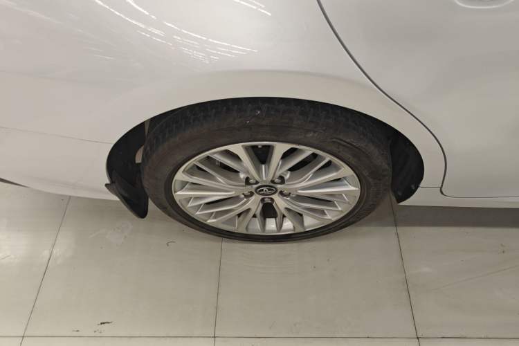 Used Toyota Camry 2019 Revised Version 2.5G Luxury Edition Right Rear Wheel Hub