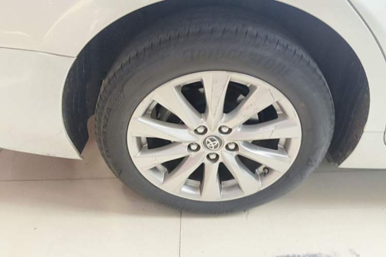 Used Toyota Camry 2019 2.0G Luxury Edition China VI Standard Right Rear Wheel Hub
