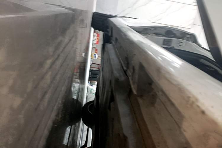 Used Toyota Camry 2019 Revised Version 2.0G Luxury Edition Right Side Sill