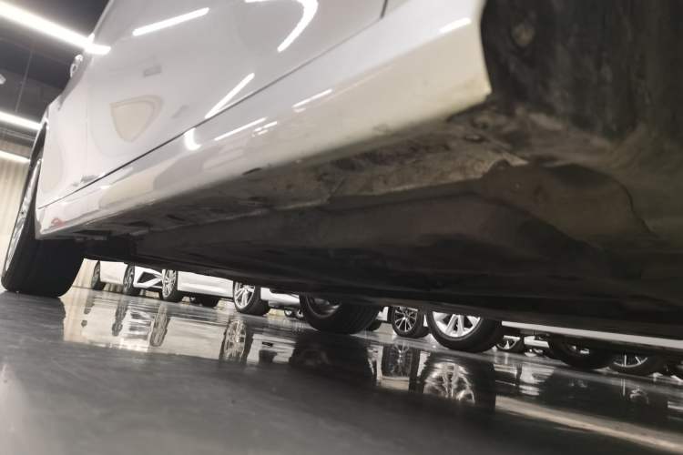 Used Toyota Camry 2019 2.5G Luxury Edition China V Standard Right Side Sill