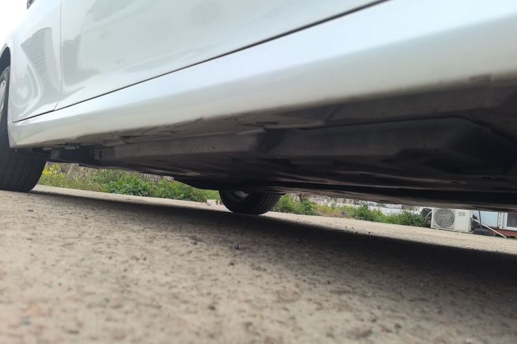 Used Toyota Camry 2019 2.0G Luxury Edition China VI Standard Right Side Sill