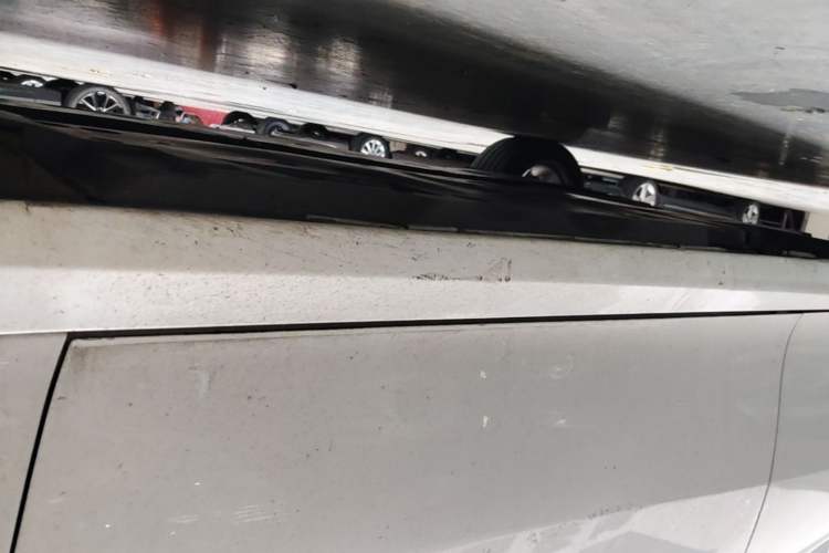 Used Toyota Camry 2019 Revised Version 2.5G Luxury Edition Right Side Sill
