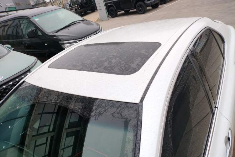 Used Toyota Camry 2019 Revised Version 2.0G Luxury Edition Roof