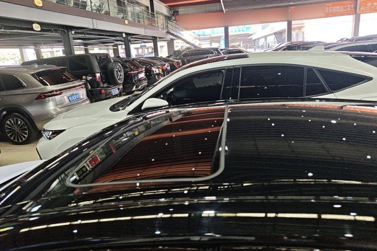 Used Toyota Camry 2019 2.5S FENGSHANG Version China VI Standard Roof