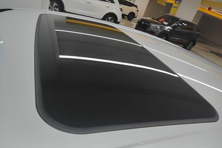 Used Toyota Camry 2019 Revised Version 2.0G Luxury Edition Roof