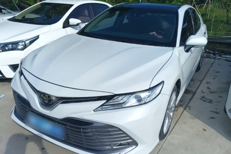 Used Toyota Camry 2019 Revised Version 2.5G Luxury Edition Guazi used car, China used car export, Used car for sale, Used Toyota cars, Cheapest cars for sale
