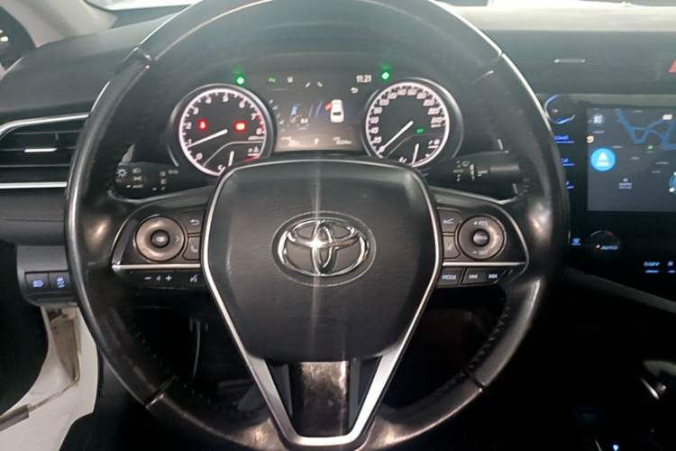 Used Toyota Camry 2019 Revised Version 2.0G Luxury Edition Steering Wheel
