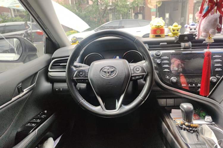 Used Toyota Camry 2019 2.5G Luxury Edition China V Standard Steering Wheel