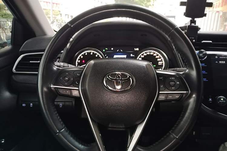 Used Toyota Camry 2019 2.0G Luxury Edition China VI Standard Steering Wheel