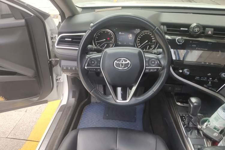 Used Toyota Camry 2019 2.0G Luxury Edition China VI Standard Steering Wheel