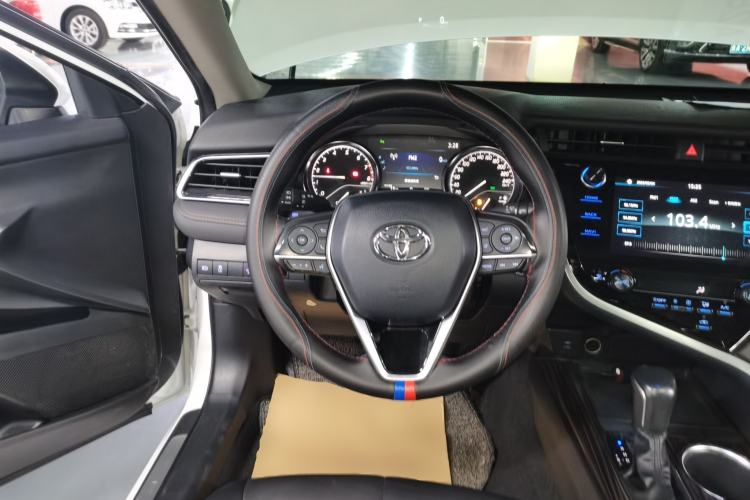 Used Toyota Camry 2019 2.5G Luxury Edition China V Standard Steering Wheel