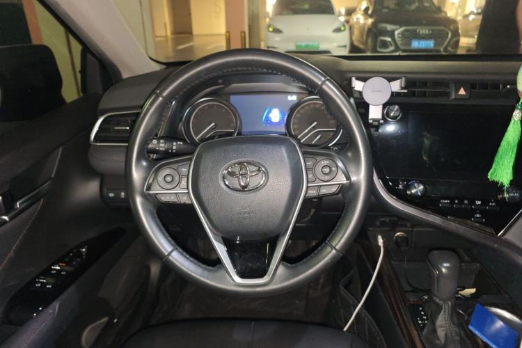 Used Toyota Camry 2019 2.0G Luxury Edition China VI Standard Steering Wheel