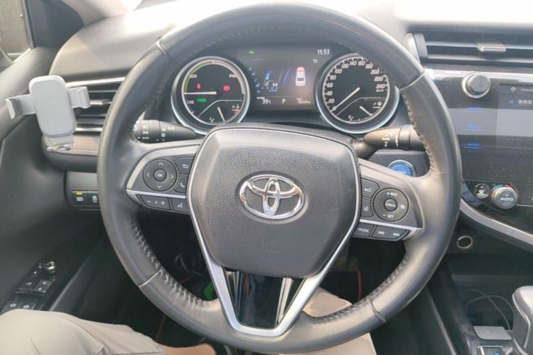 Used Toyota Camry 2019 Dual-Engine 2.5HS FENGSHANG Edition China VI Standard Steering Wheel