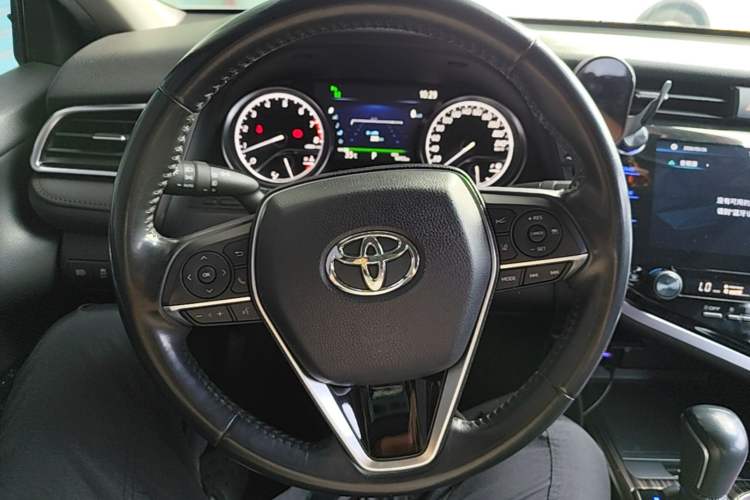 Used Toyota Camry 2019 2.5G Luxury Edition China VI Standard Steering Wheel