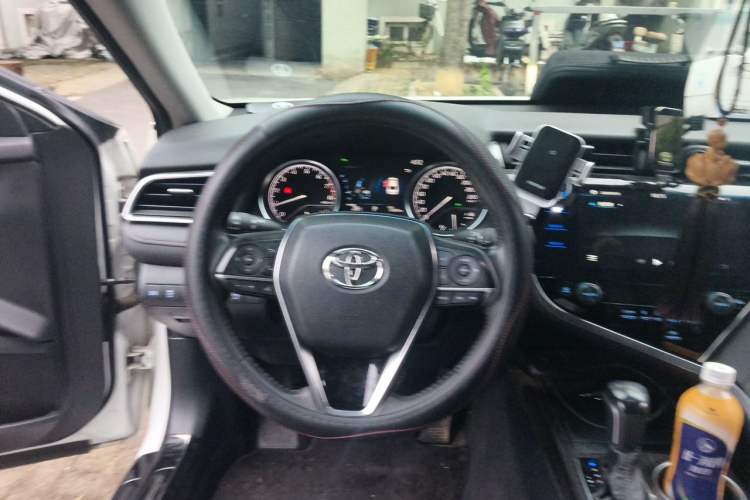 Used Toyota Camry 2019 Revised Version 2.0G Luxury Edition Steering Wheel