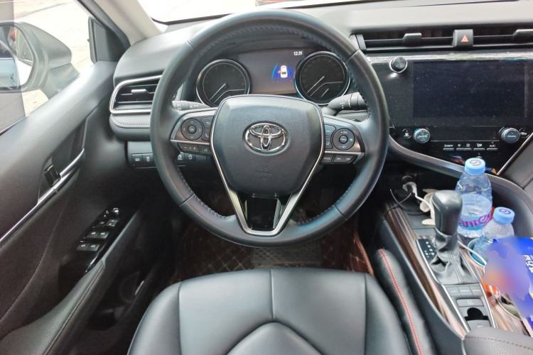 Used Toyota Camry 2019 2.5G Luxury Edition China VI Standard Steering Wheel