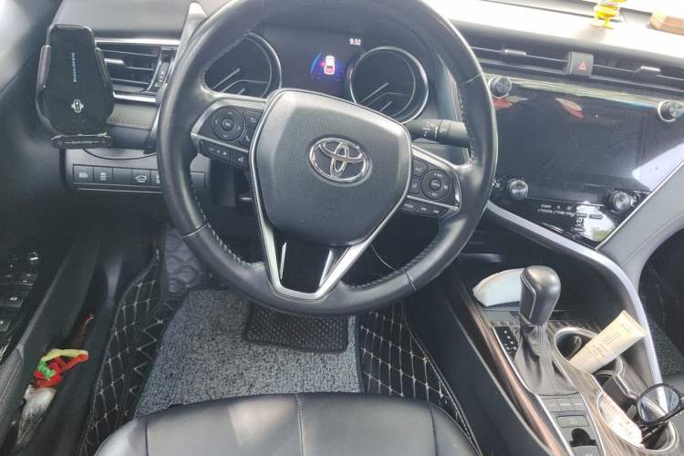 Used Toyota Camry 2019 2.5G Luxury Edition China V Standard Steering Wheel