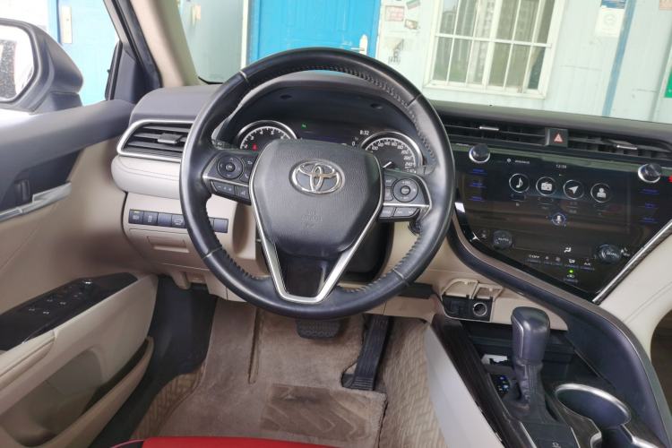 Used Toyota Camry 2019 2.0G Luxury Edition China VI Standard Steering Wheel