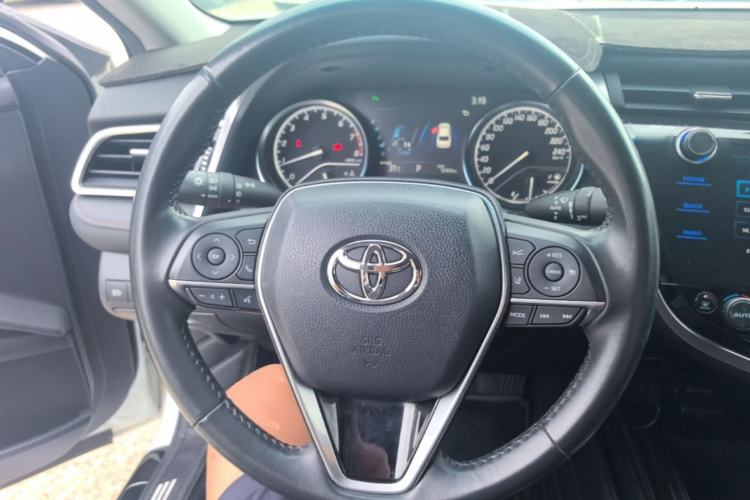 Used Toyota Camry 2019 2.0G Luxury Edition China VI Standard Steering Wheel