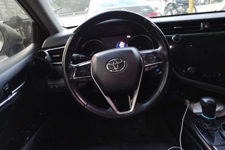 Used Toyota Camry 2019 2.0G Luxury Edition China VI Standard Steering Wheel