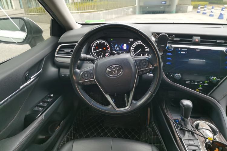 Used Toyota Camry 2019 2.5G Luxury Edition China V Standard Steering Wheel