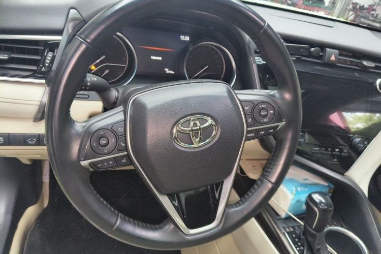 Used Toyota Camry 2019 Revised Version 2.0G Luxury Edition Steering Wheel