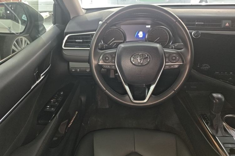 Used Toyota Camry 2019 2.0G Luxury Edition China VI Standard Steering Wheel