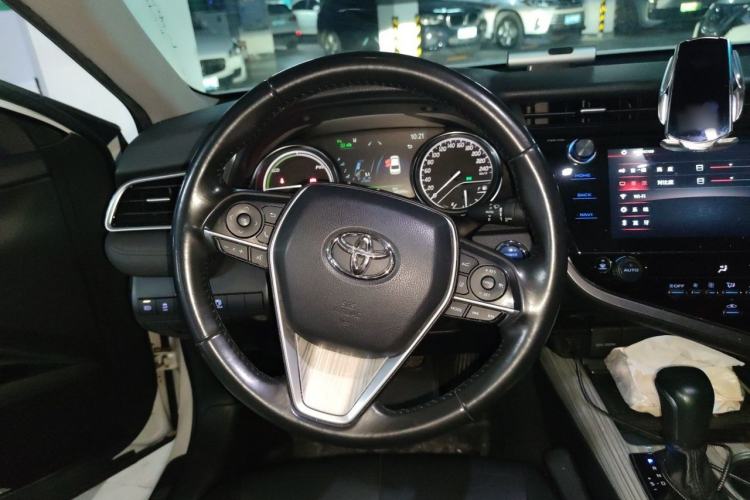 Used Toyota Camry 2019 Dual-Engine 2.5 HG Luxury Edition China VI Standard Steering Wheel