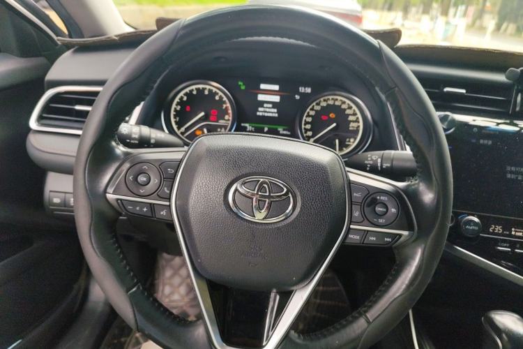 Used Toyota Camry 2019 2.5G Luxury Edition China VI Standard Steering Wheel