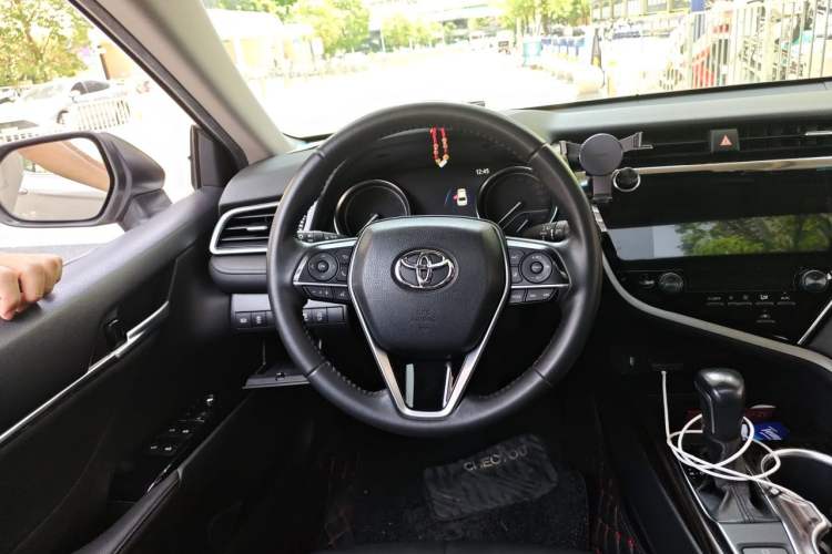 Used Toyota Camry 2019 Revised Version 2.0G Luxury Edition Steering Wheel
