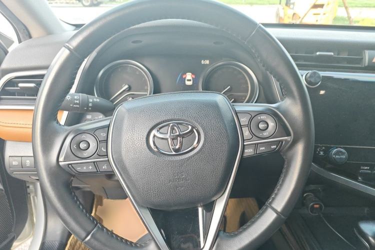 Used Toyota Camry 2019 Revised Version 2.0G Luxury Edition Steering Wheel