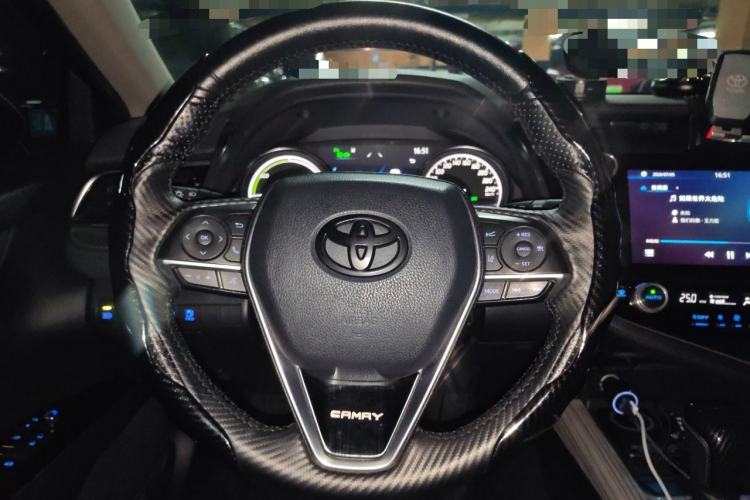 Used Toyota Camry 2019 Dual-Engine 2.5 HG Luxury Edition China VI Standard Steering Wheel