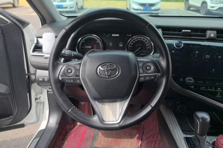 Used Toyota Camry 2019 Revised Version Dual-Engine 2.5 HG Luxury Edition Steering Wheel