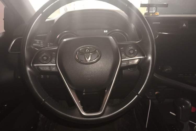Used Toyota Camry 2019 2.5G Luxury Edition China VI Standard Steering Wheel