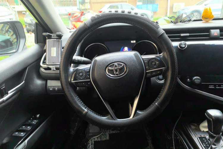 Used Toyota Camry 2019 Revised Version 2.0G Luxury Edition Steering Wheel